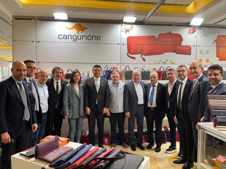 Turkish Leather met at Antalya Fair